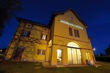 Отель Corte Degli Estensi