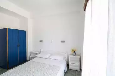Hotel Finikas Santorini