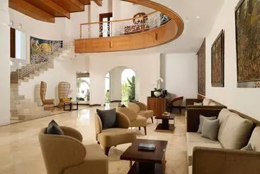 Szálloda Puri Tempo Doeloe