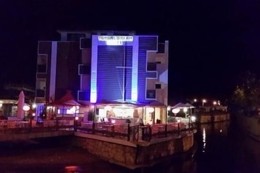 هتل Turunç Dream