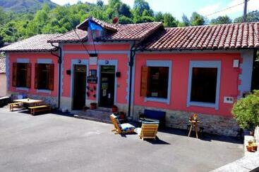 Общежитие Alojamiento Covadonga