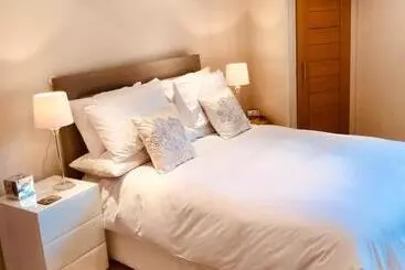 Bed and Breakfast College View