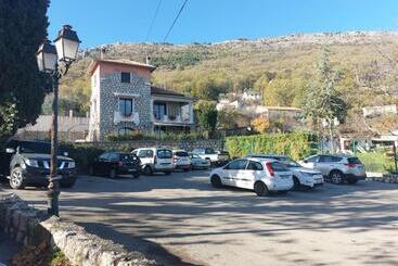 Bed and Breakfast La Maison Barnoin   Gîtes Et Chambres