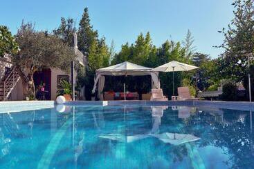 Pensionat Guest House Villa Ines   Annex