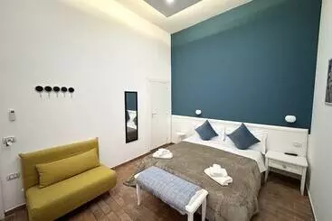 Majatalo Queen 20   Privates Duomo