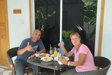 پانسیون Thoddoo Haisha Inn, Maldives