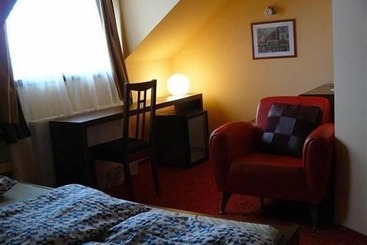 בית מלון כפרי Art