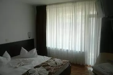 هتل Complex Marinn Costinesti