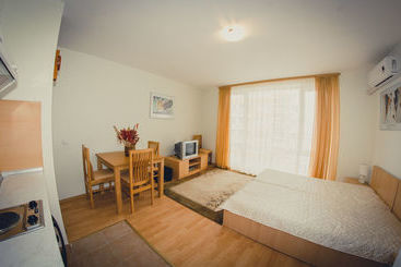 ホテル Nessebar Fort Club