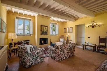 Kır Evi Podere La Rocca