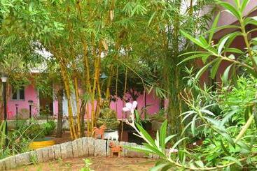 Pension The Well Beach Side Guest House