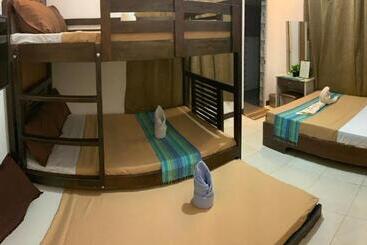 تختخواب و صبحانه Prim Travellers Inn