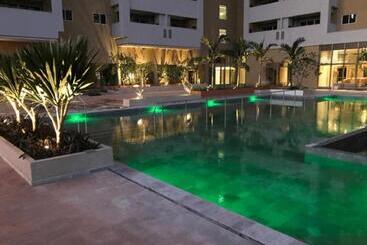 هتل آپارتمان Hot Beach Suítes Olímpia