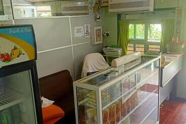 בית מלון כפרי Oyo 90366 Home Valley Guesthouse Tambunan