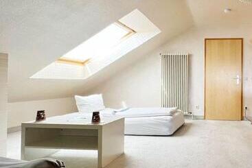 Hotel Hellers Twenty Four I 24hcheckin