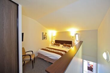 Hotel Logis Hôtellerie Les Brisants , Restaurant J M Perochon