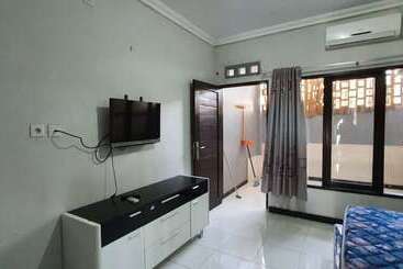 Hotel Biru Rumahku 2