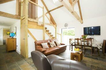Nocleg ze śniadaniem North Cottage · Country Retreat In The Heart Of Sussex  Twineham