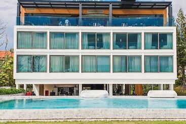 Aparthotel Veranda Beachfront Residence Pattaya