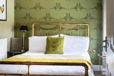 Bed and Breakfast The Prince Of Waterloo   Boutique Guest Rooms