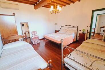 酒店 Agriturismo Abbazia Sette Frati A Casa Di Sara