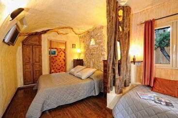 בית מלון כפרי Lodge De Charme A Cheda