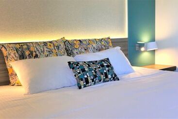 בית מלון כפרי Logis Hôtel & Restaurant Les Mouettes   Larmor Plage, Proche De Lorient