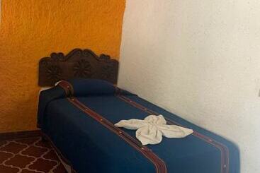 هتل Bahia Atitlan