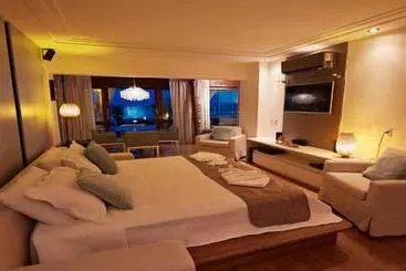 ホテル Elegance Comfort Natal Beira Mar Coberturas Vip