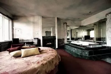 Motel Capri Et Suites