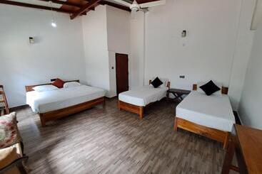 Hotell Etnico Surf Resort