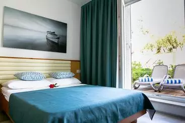 هتل Laguna  Terme Krka