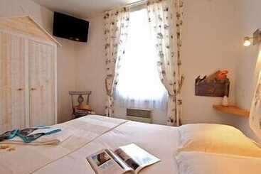 ホテル Logis Le Relais Marine