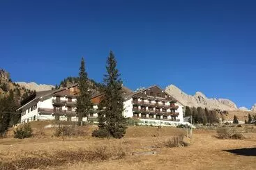 Отель Residence Rododendro