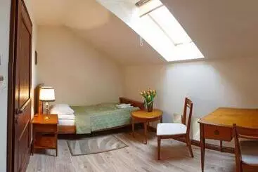 בית מלון כפרי Zamek Na Skale