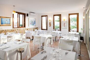 Отель Cavalluccio Marino