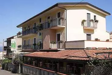 Отель Ristorante La Pergola