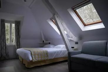 Hotelli Logis Domaine De Valaudran