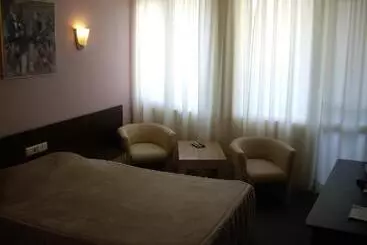 Family Hotel Avramov