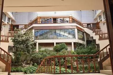 Hotel Kufri Holiday Resort