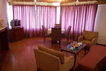 酒店 Kufri Holiday Resort