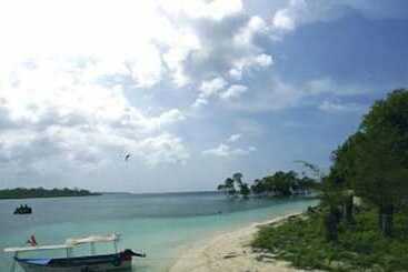 Hotel Symphony Palms Beach Resort And Spa