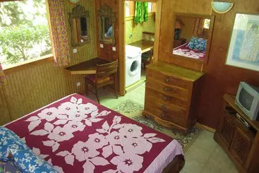 استراحتگاه Marks Place Moorea