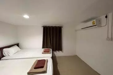 Phi Phi Paradise Hostel