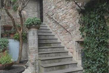 بنسيون All Archetto Del Terz Ordine