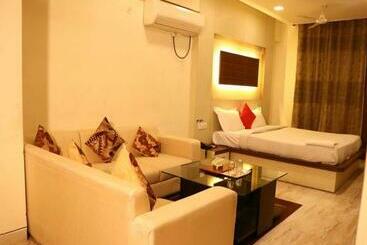 בית מלון כפרי Haveli Palace