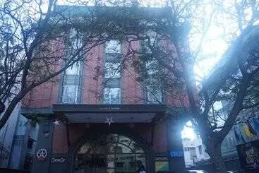 Sfo Hotel And Suites