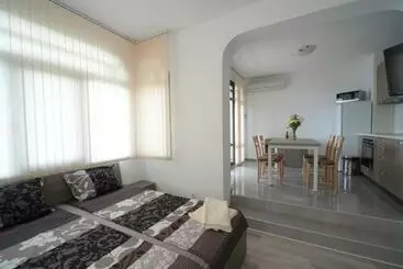Pansiyon къща за гости алла