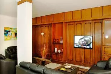 Hotel Turrance White