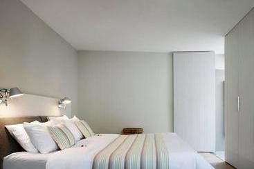 דירות לתיירים Midisud Apartment